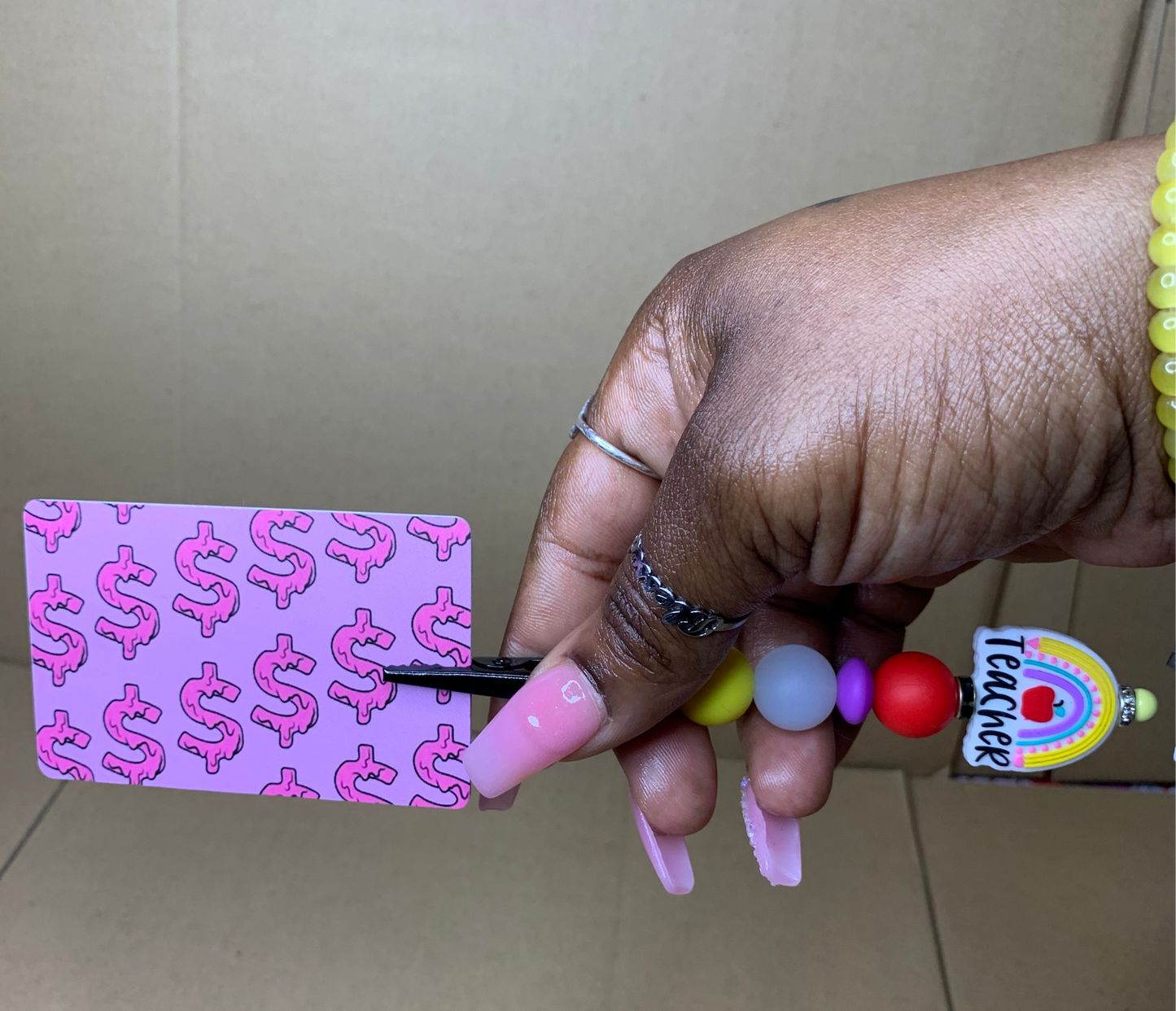 💅🏽Beaded & charmed🏧card💳 grabber