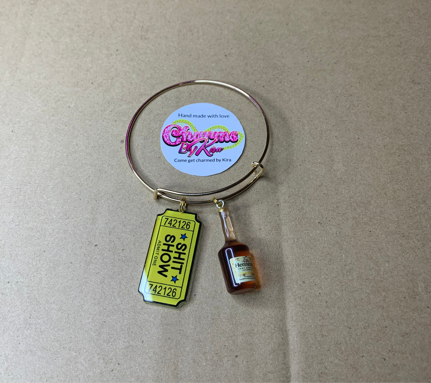 💛Charm bangle💛