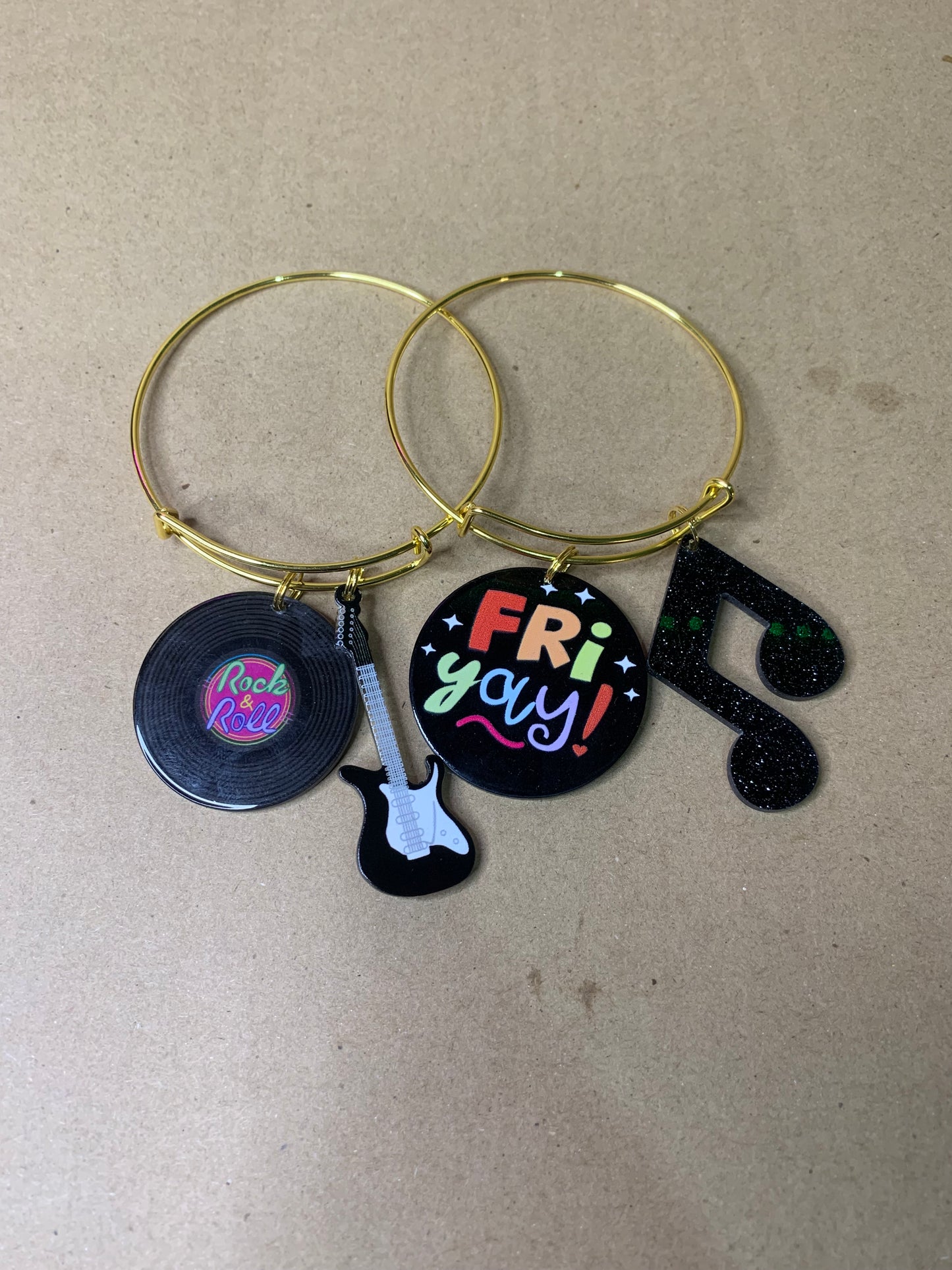 ❤️💛6pc clogs stoner set💚🧡