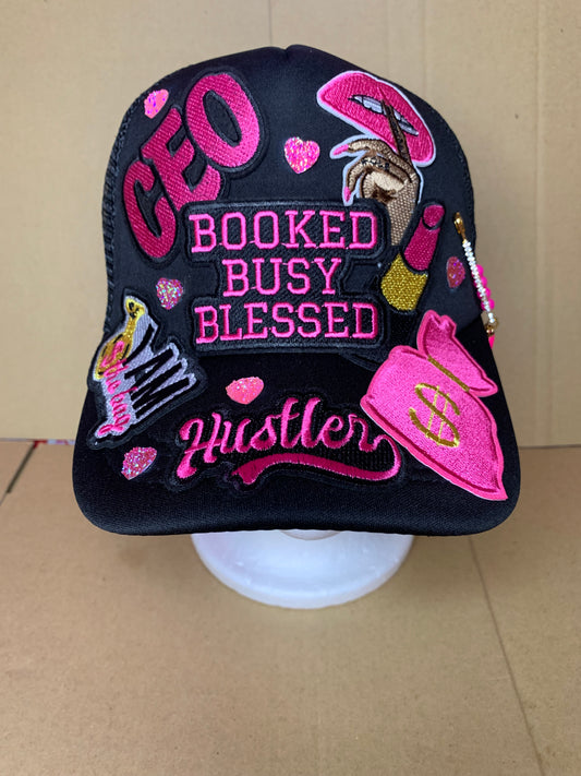 🩷🖤SnapBack trucker hat🧢