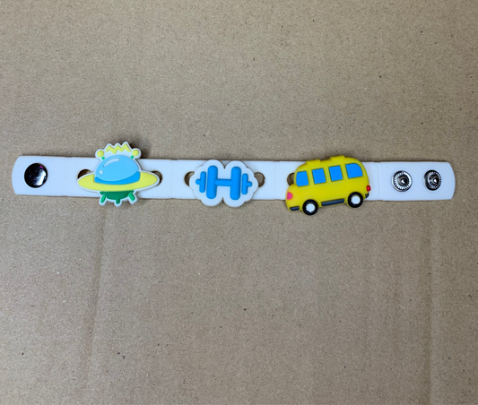 🩵Kids silicone snap charm braclet💛