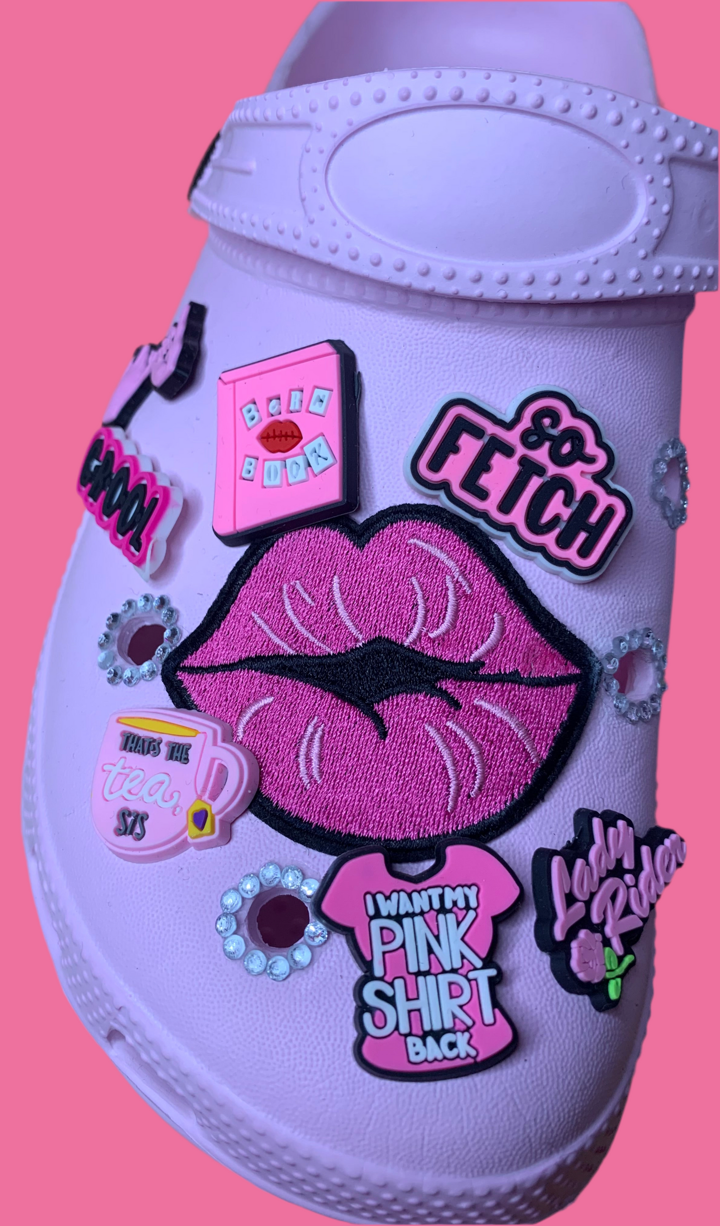 💞SnapBack trucker hat🧢& clogs set