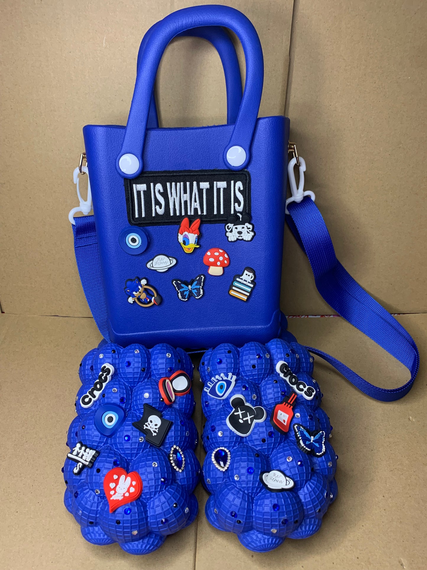 💙Bubble slides & croc purse👜set💙