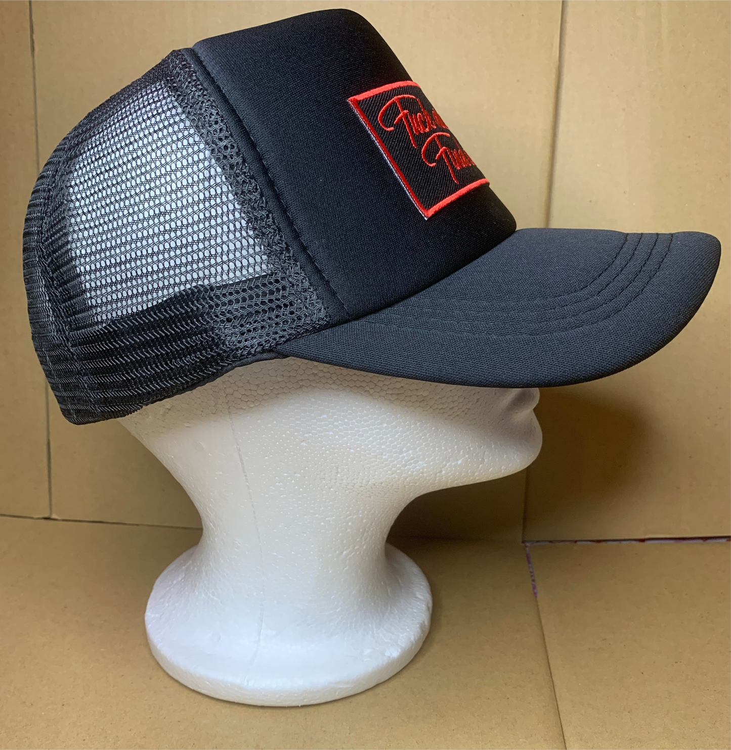 🖤SnapBack trucker hat🧢