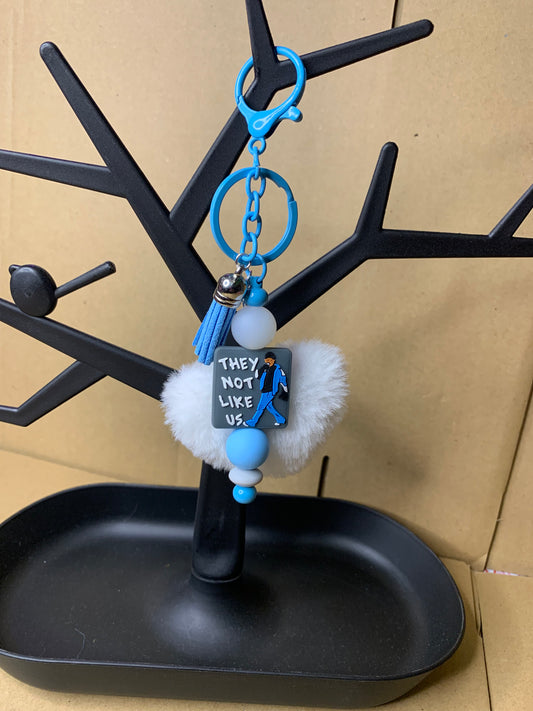 🩵Beaded & charmed keychain🔑