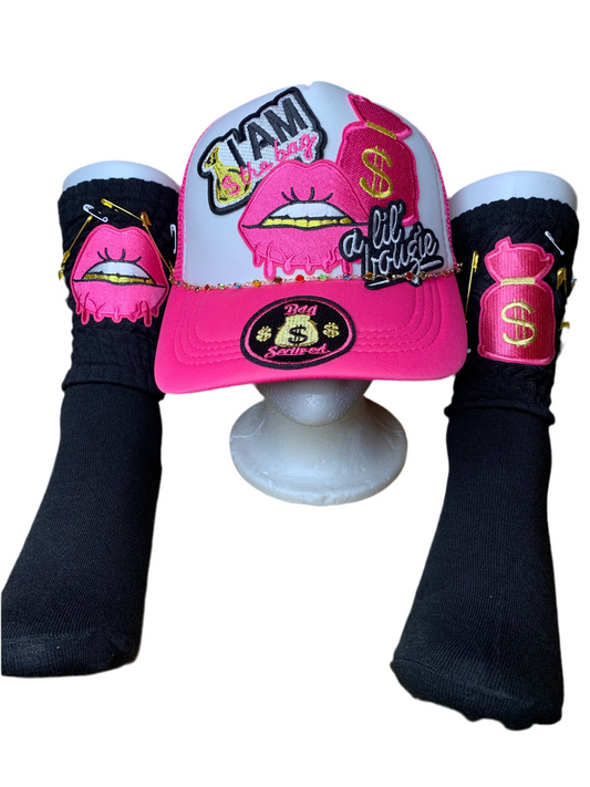 🩷Slouch socks🧦& SnapBack trucker hat🧢set