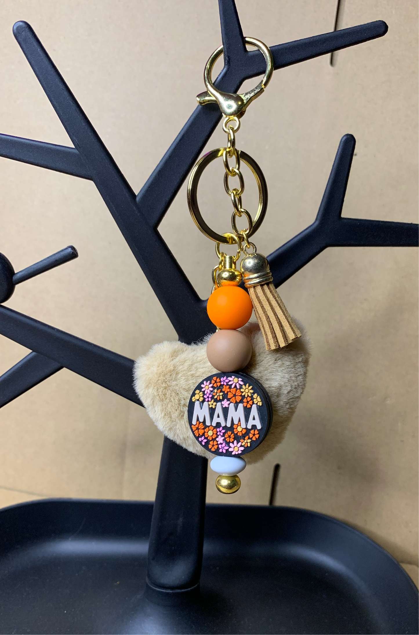 🧡Beaded & charmed keychain🔑