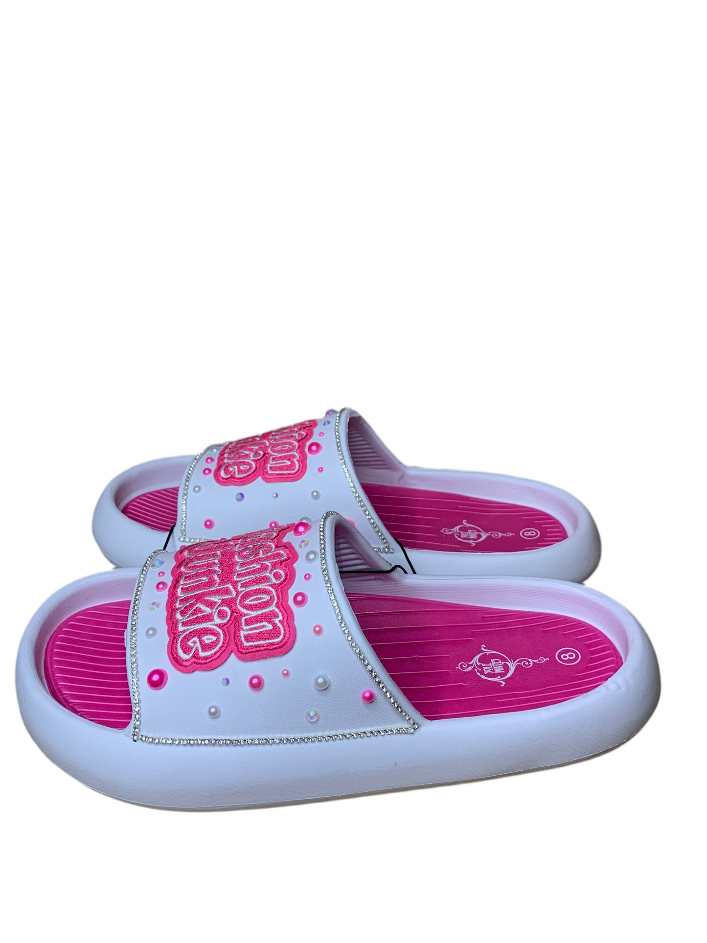 🩷SnapBack trucker hat🧢& slides set