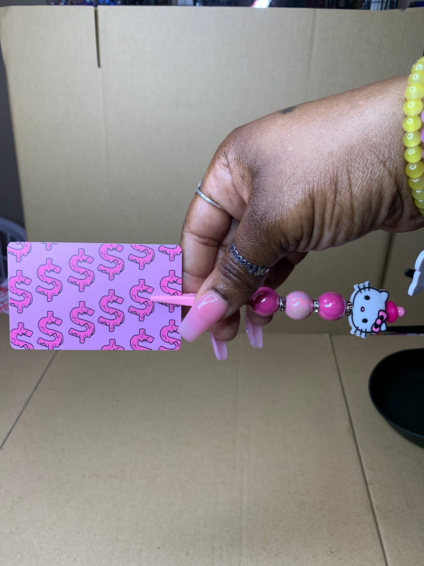 💅🏽Beaded & charmed🏧card💳 grabber