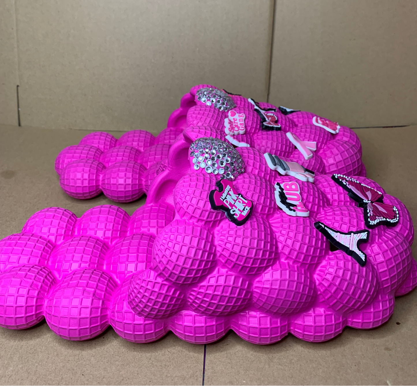 🩷Bubble slides & croc purse👜set🩷