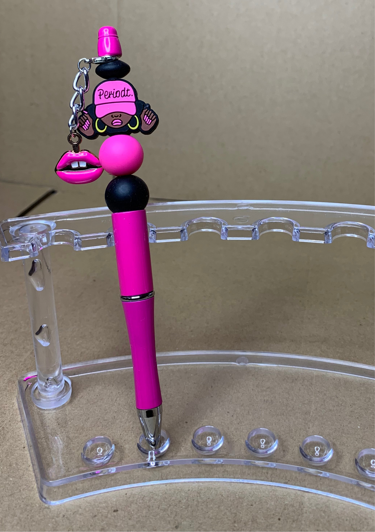 💗Beaded & charmed keychain🔑& ink✍️pen set