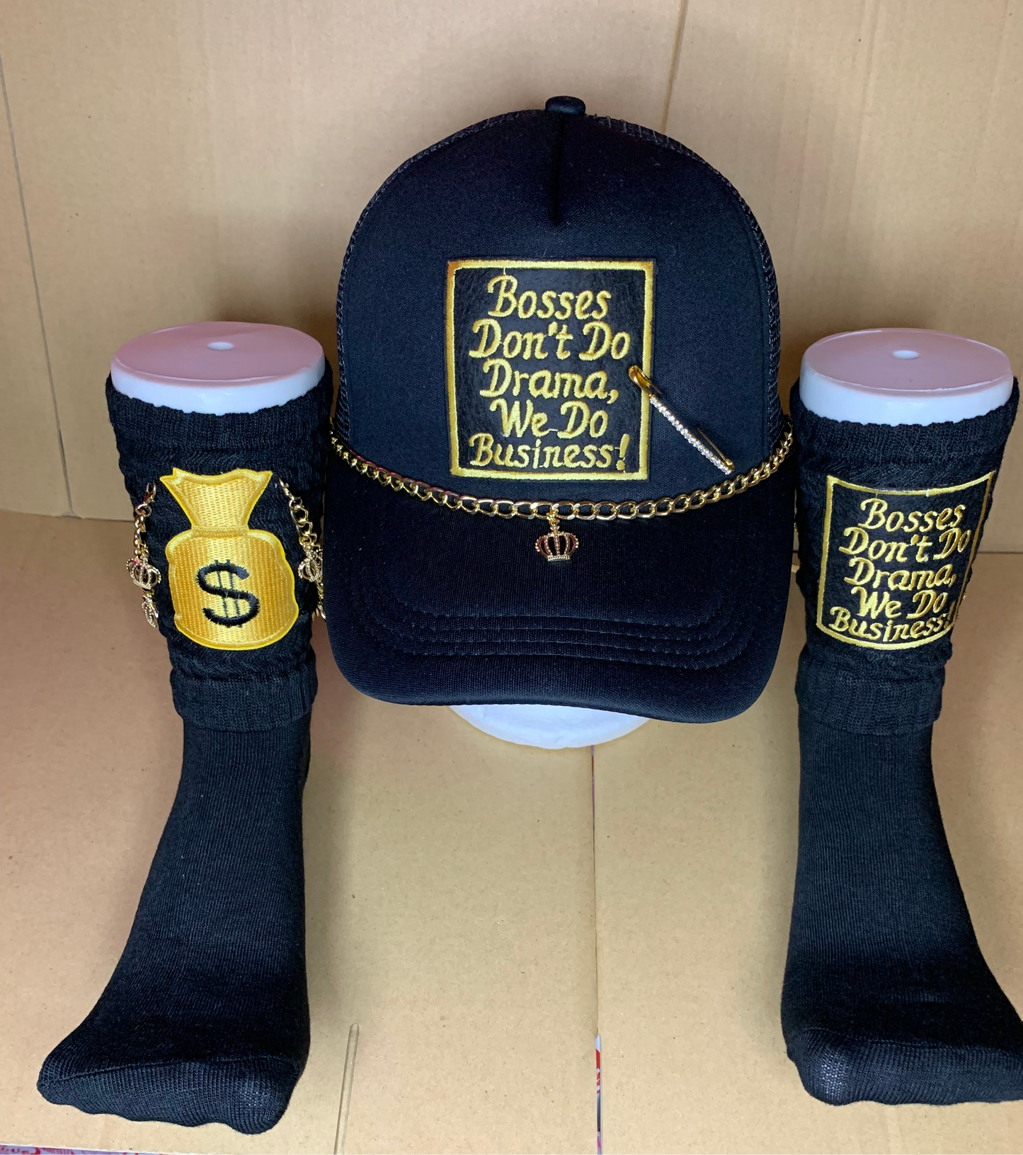 🖤Slouch socks🧦& SnapBack trucker hat🧢set