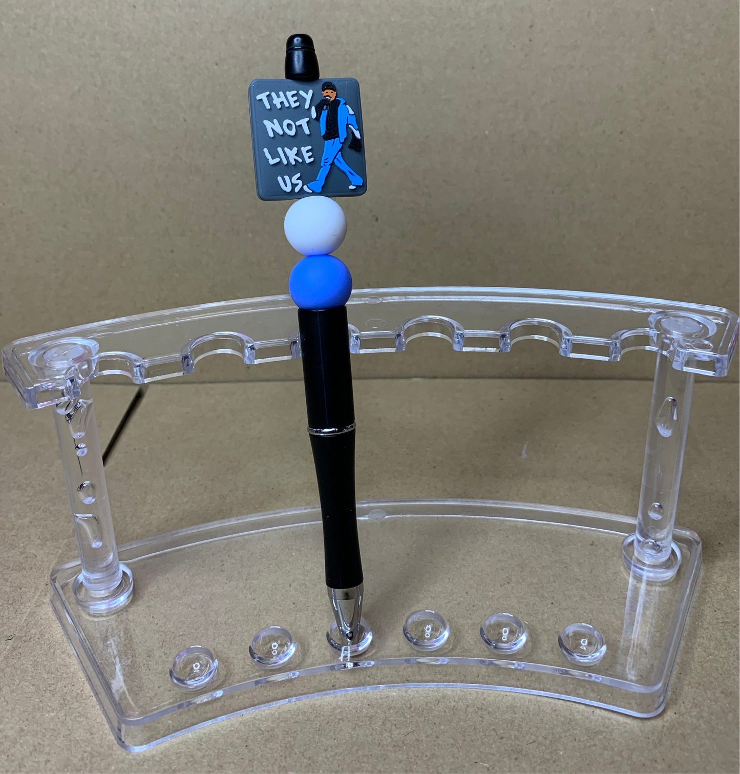 🩵Beaded & charmed ink✍️pen