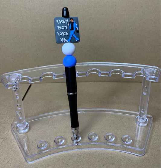 🩵Beaded & charmed ink✍️pen