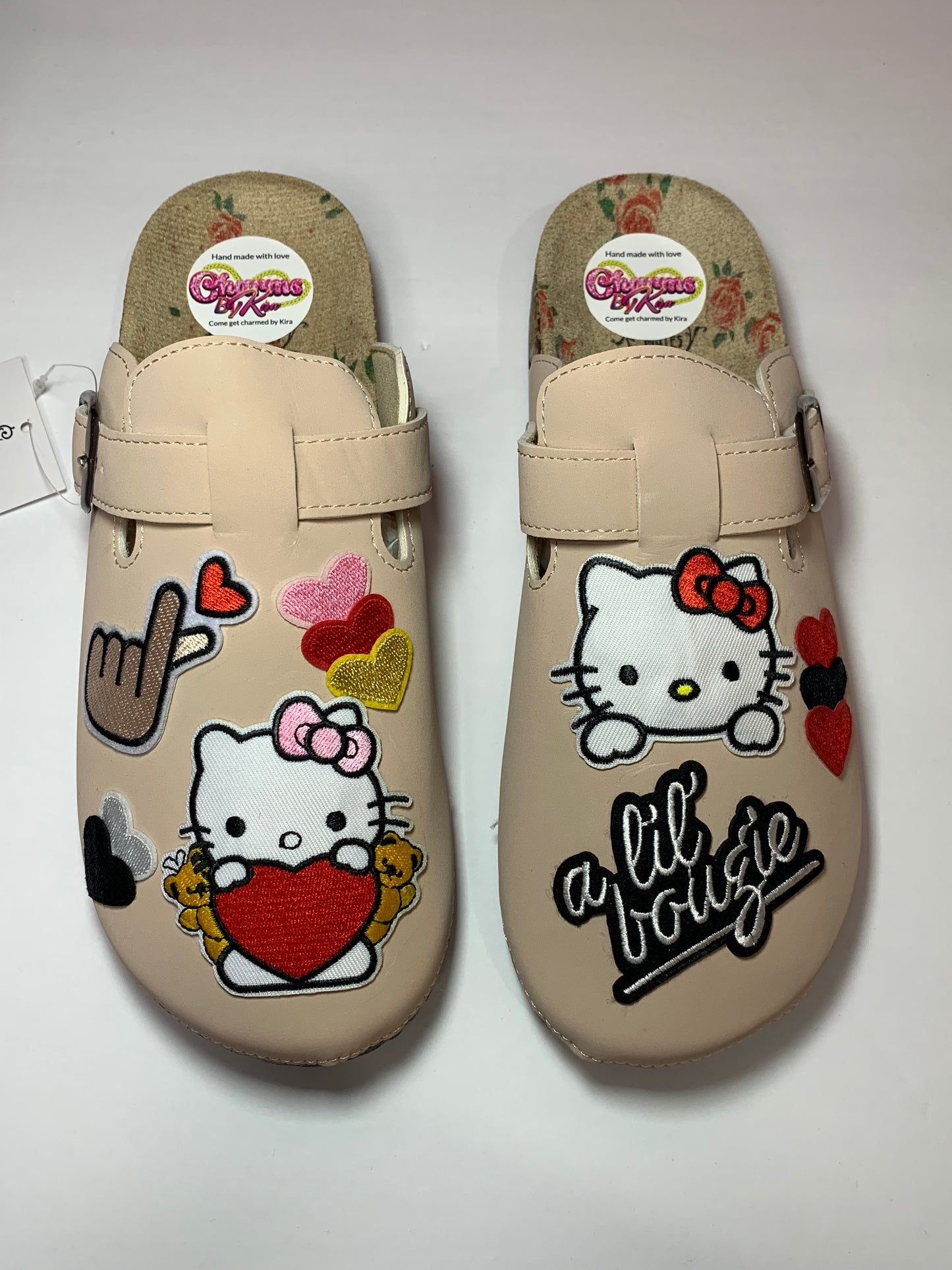 ❤️Hello kitty clogs🥰