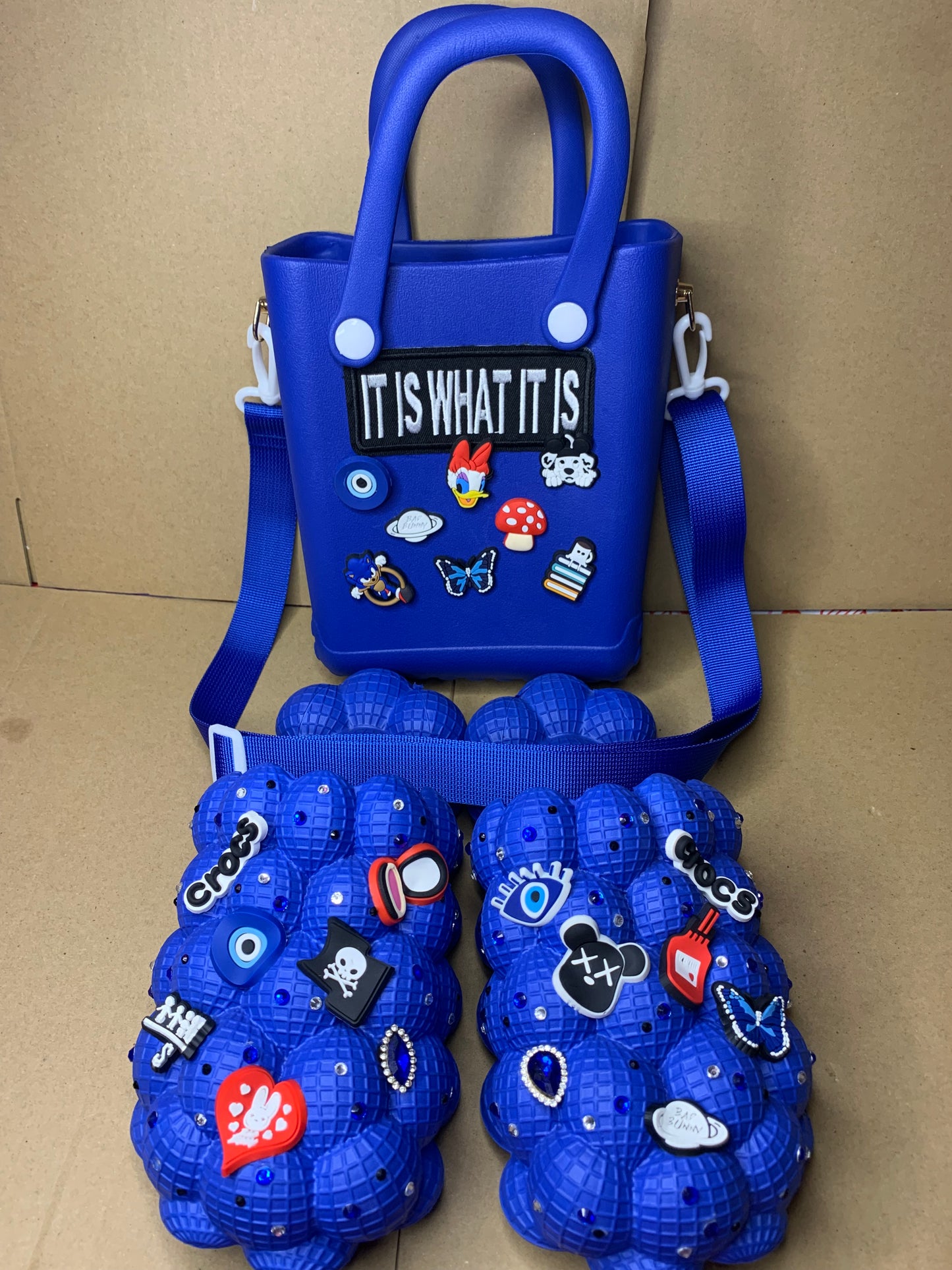 💙Bubble slides & croc purse👜set💙