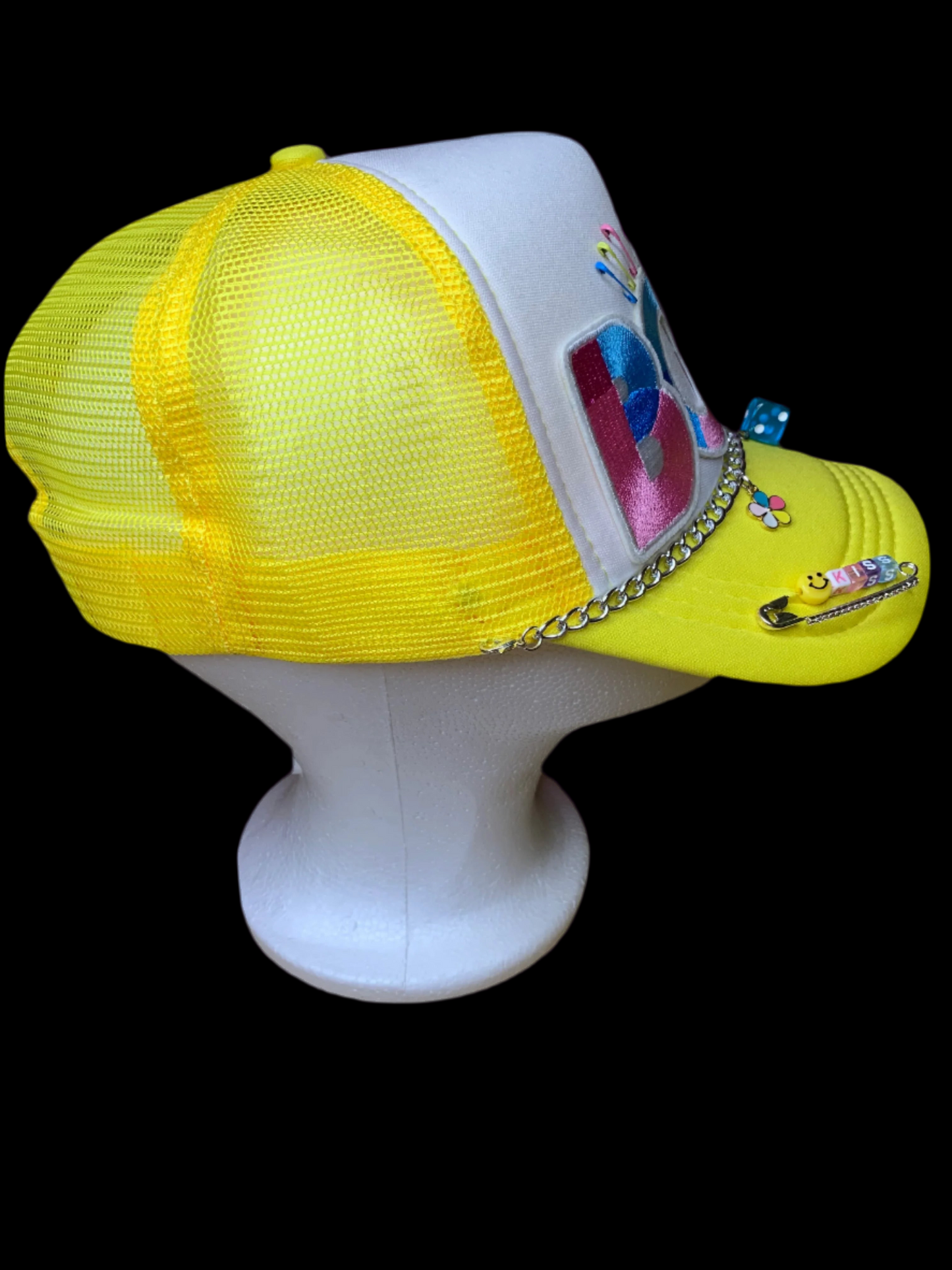 💛🩵SnapBack trucker hat🧢slouch socks🧦& charm bangles set