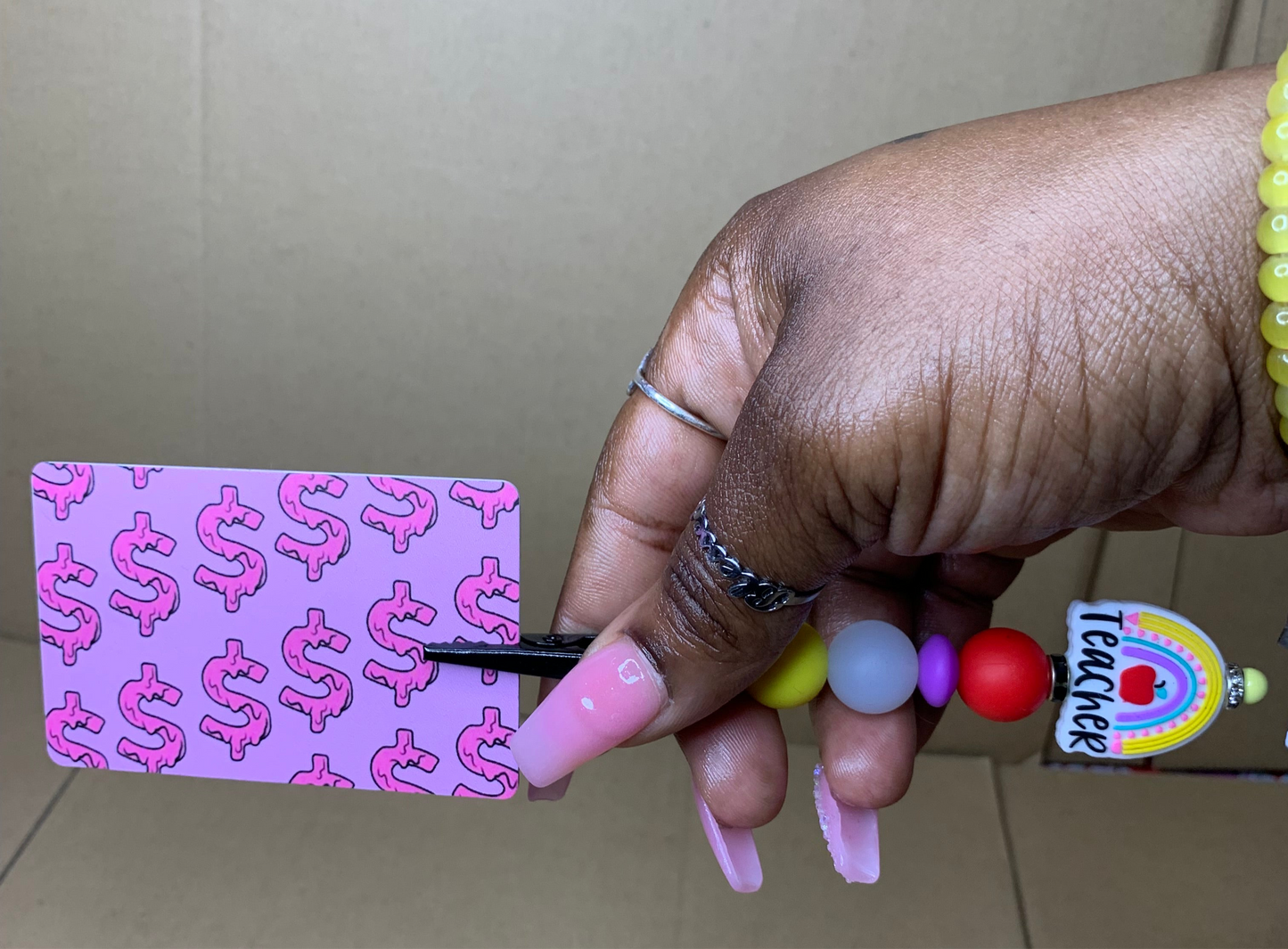 💅🏽Beaded & charmed🏧card💳 grabber