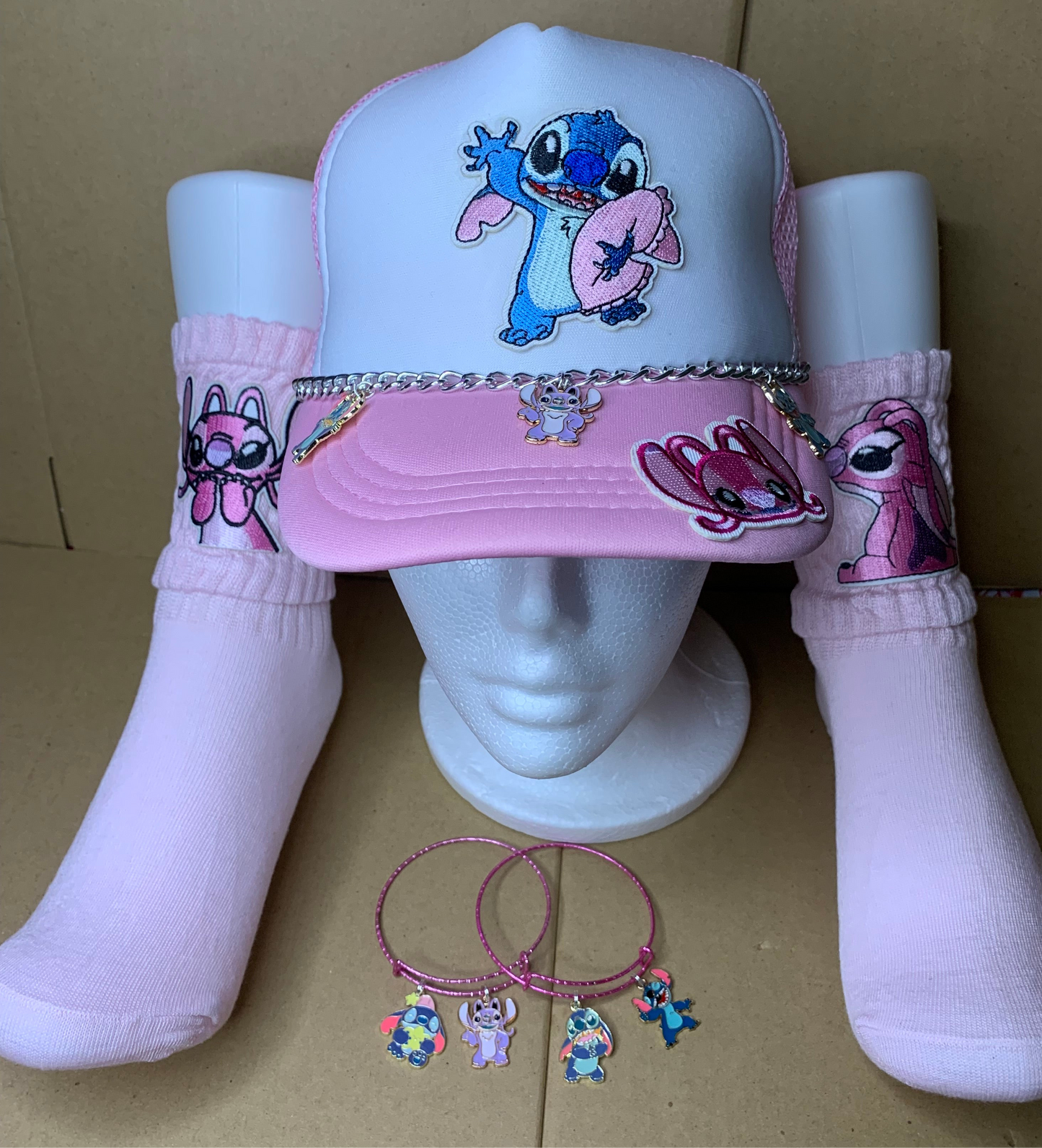 🌸Kids SnapBack trucker hat🧢slouch socks🧦& charm bangle set