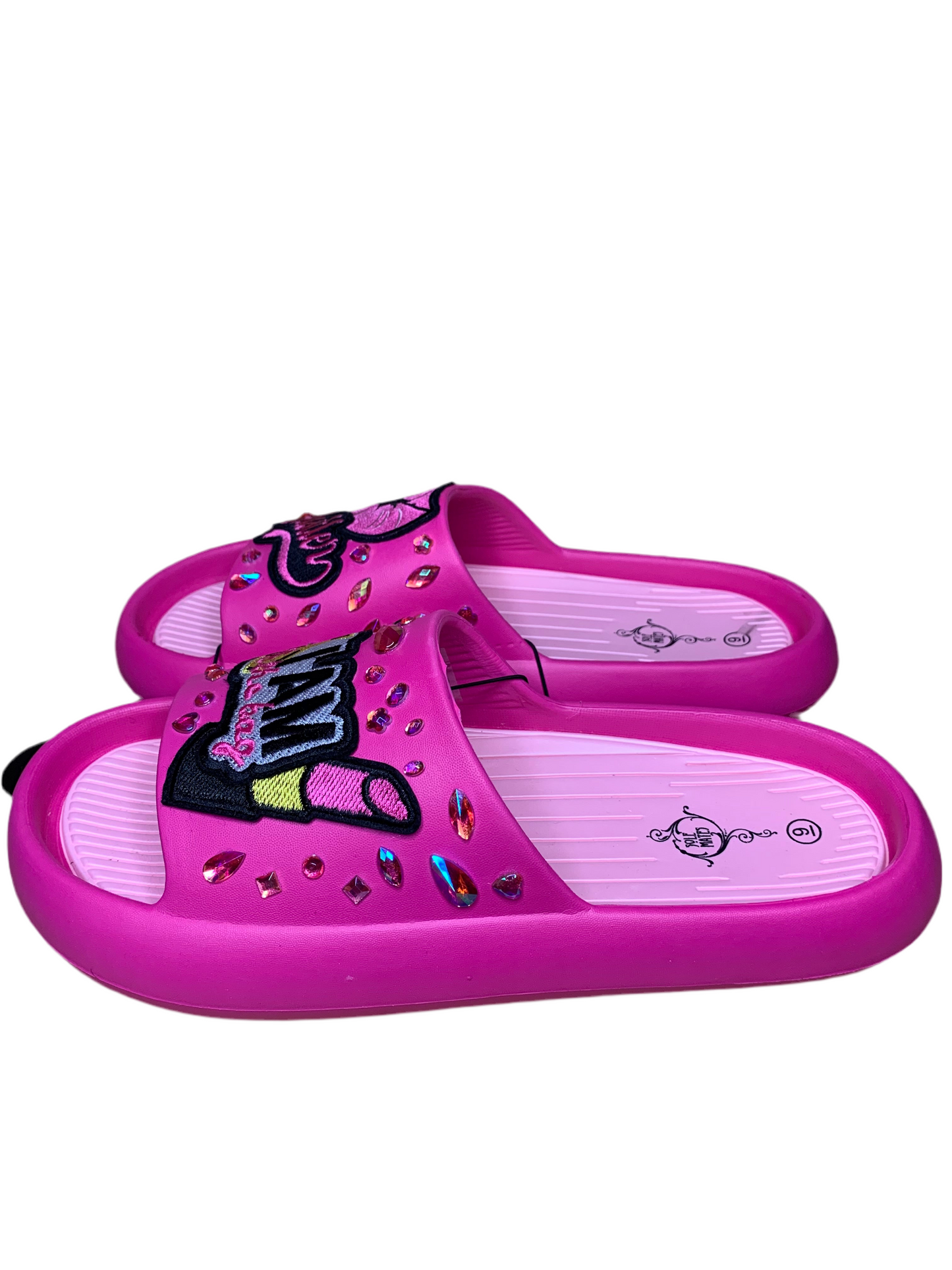 🩷SnapBack trucker hat🧢& slides set