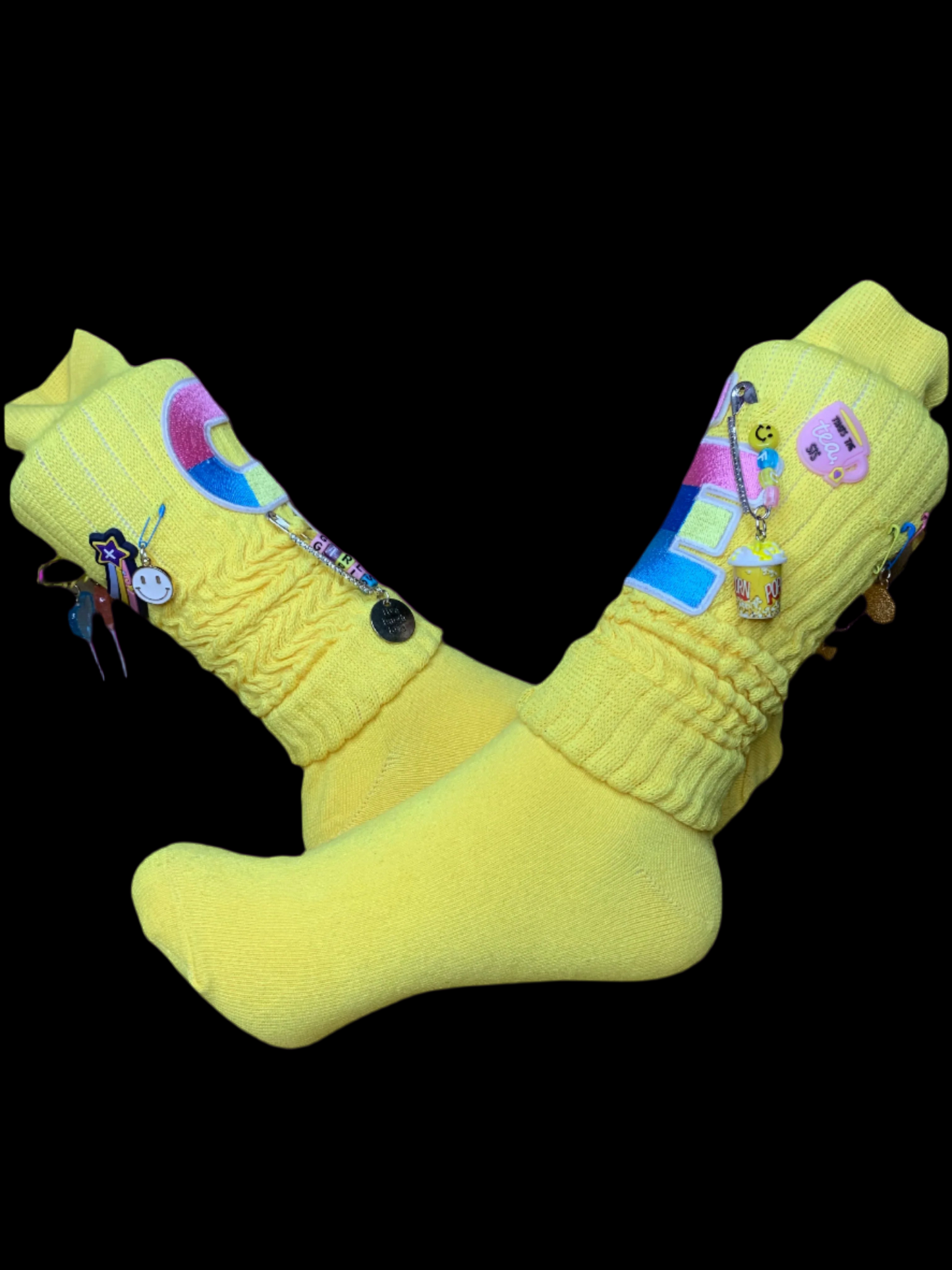 💛🩵SnapBack trucker hat🧢slouch socks🧦& charm bangles set