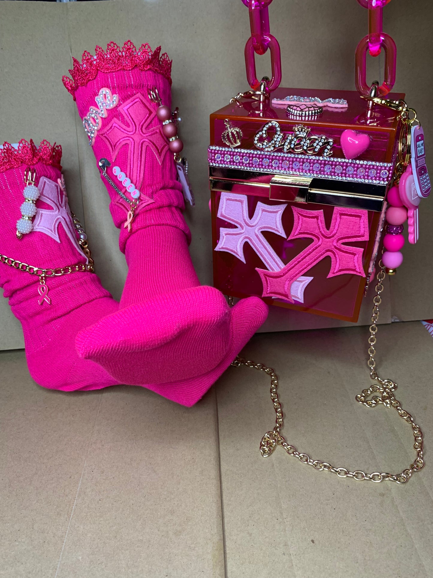 💞Acrylic cube purse & slouch socks 💞