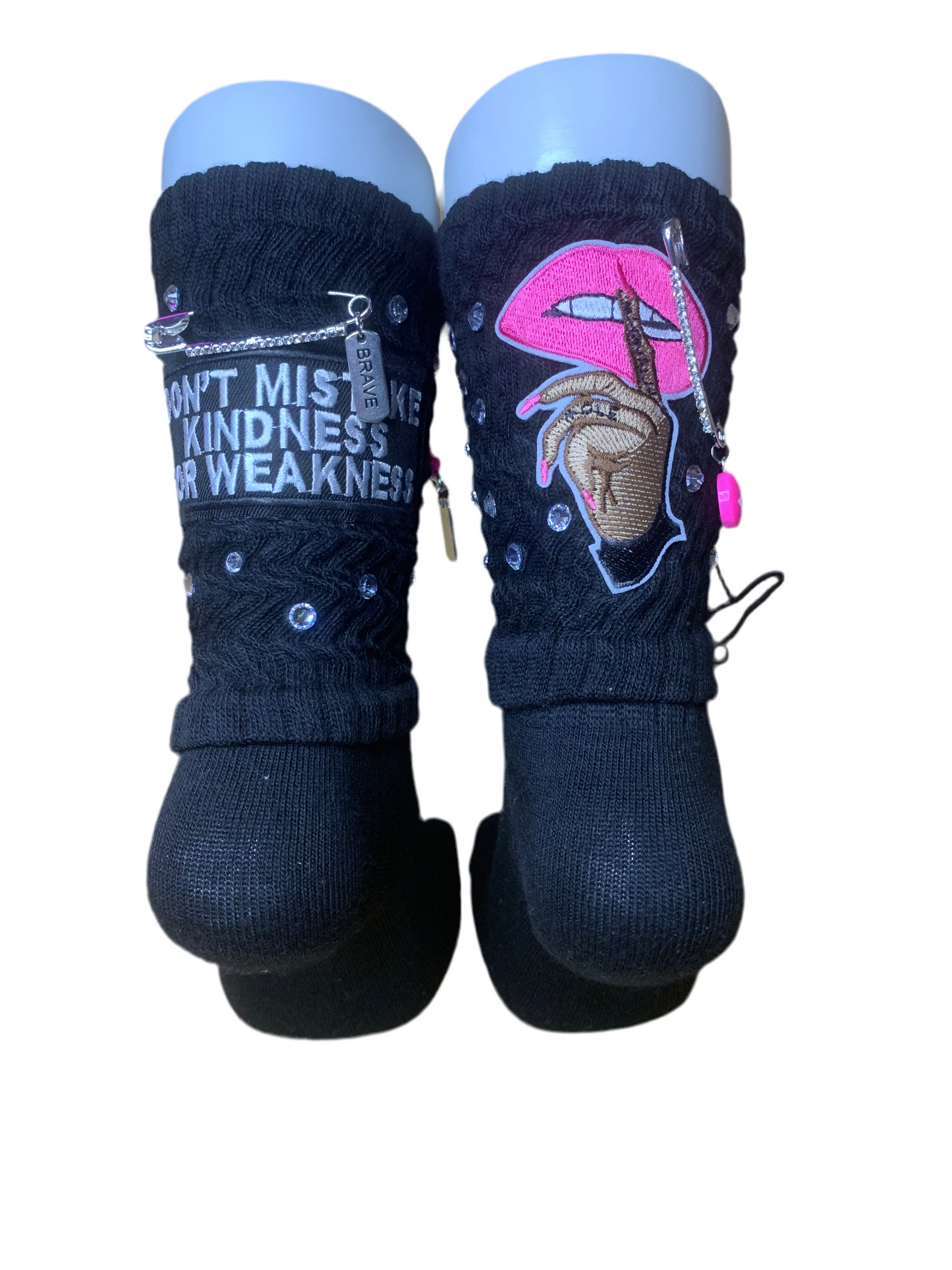 🩷Slouch socks🧦& SnapBack trucker hat🧢set🖤