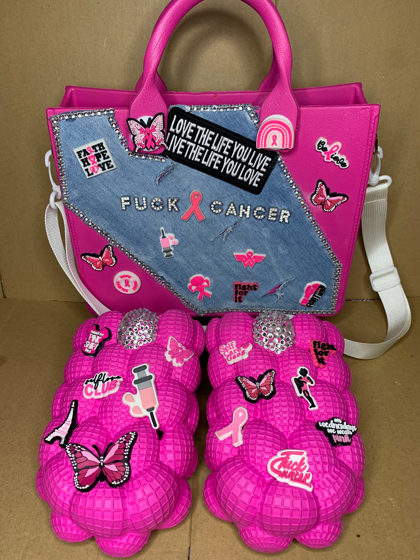 🩷Bubble slides & croc purse👜set🩷